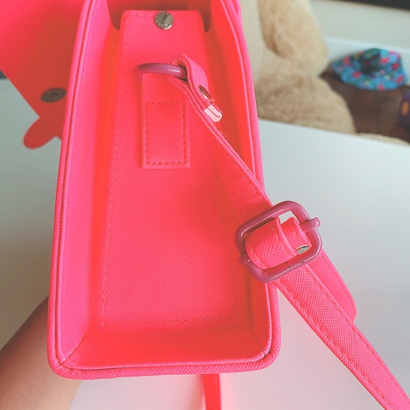 Mermies pink purse - Picture 6 of 8